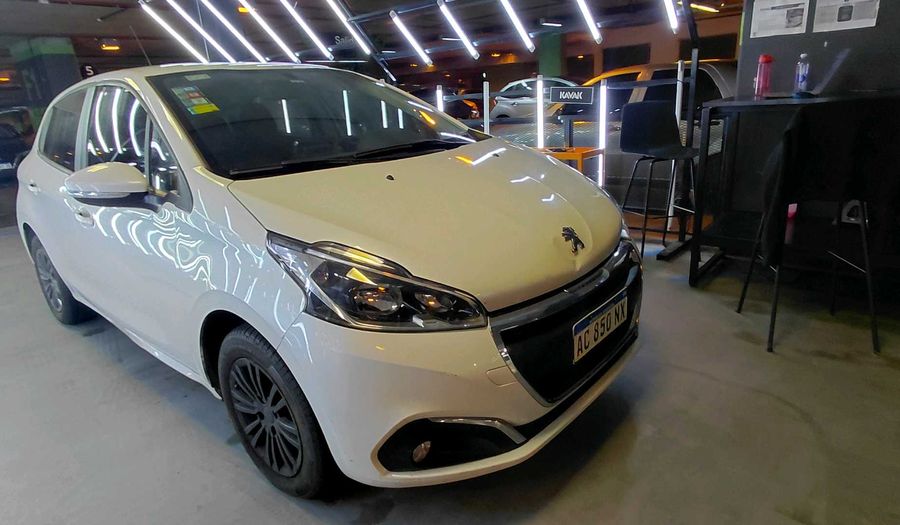 Peugeot 208 1.6 ALLURE TIPTRONIC Hatchback 2018