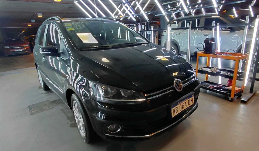 Volkswagen Suran 1.6 16V HIGHLINE I MOTION Wagon 2017