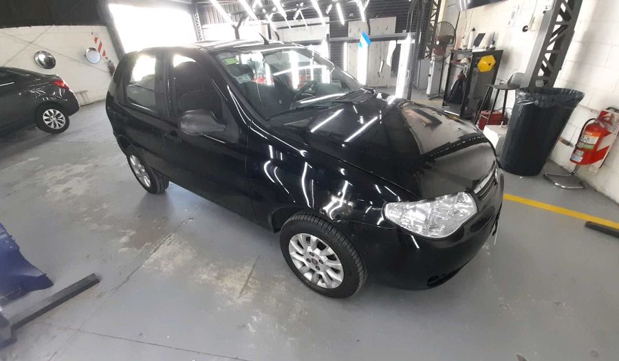 Fiat Palio 1.4 FIRE TOP Hatchback 2015