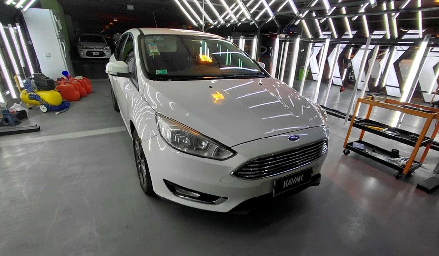 Ford Focus Iii 1.6 S Hatchback 2015