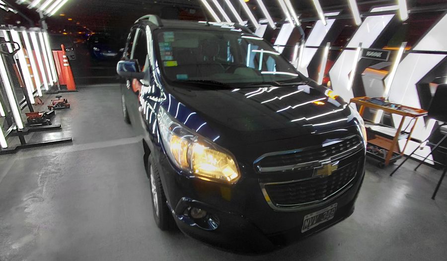 Chevrolet Spin 1.8 LTZ 7S AUTO Hatchback 2013