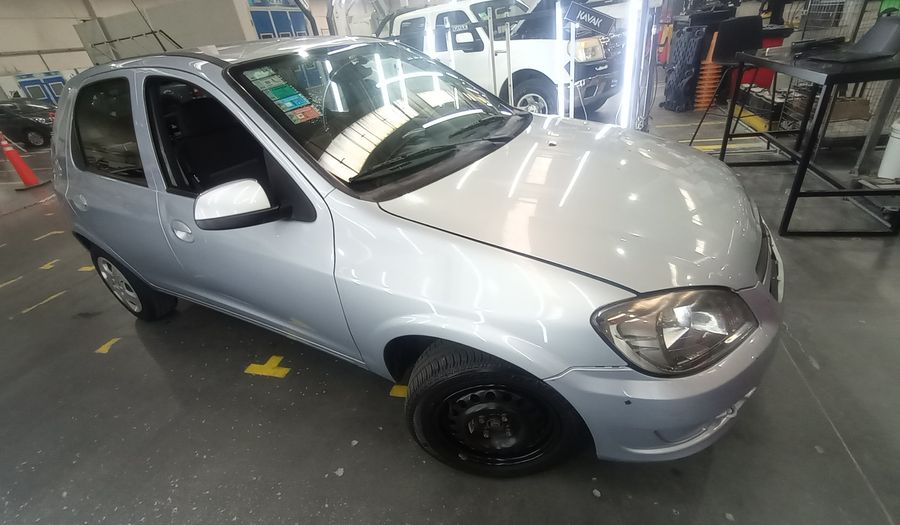 Chevrolet Celta 1.4 LT Hatchback 2012