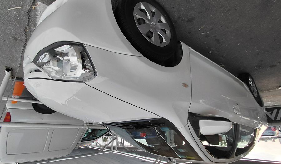 Toyota Etios 1.5 XS Sedan 2015
