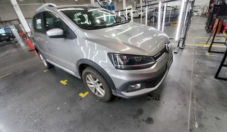 Volkswagen Crossfox 1.6 16V CROSSFOX HIGHLINE Hatchback 2016