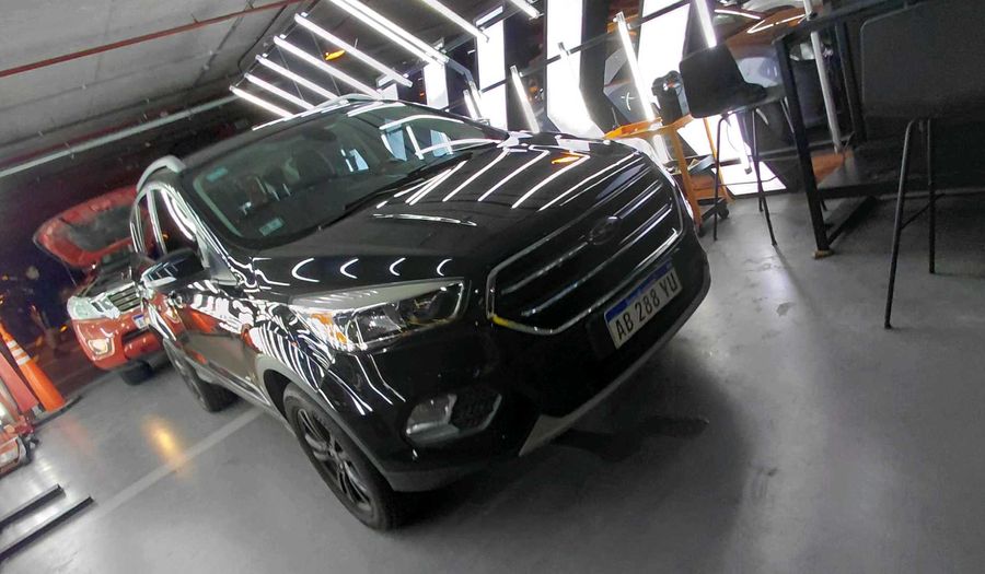 Ford Kuga 2.0 SEL 4WD AUTO Suv 2017
