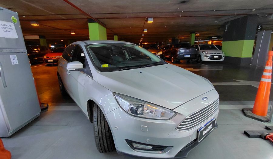 Ford Focus Iii 2.0 TITANIUM Hatchback 2016