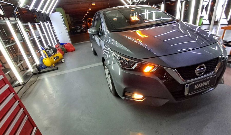 Nissan Versa 1.6 SENSE Sedan 2021
