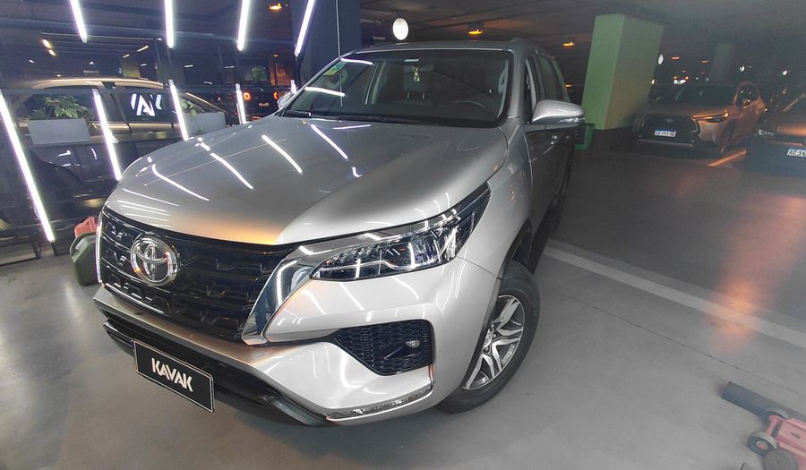 Toyota Sw4 2.8 TDI SR 4WD Suv 2021