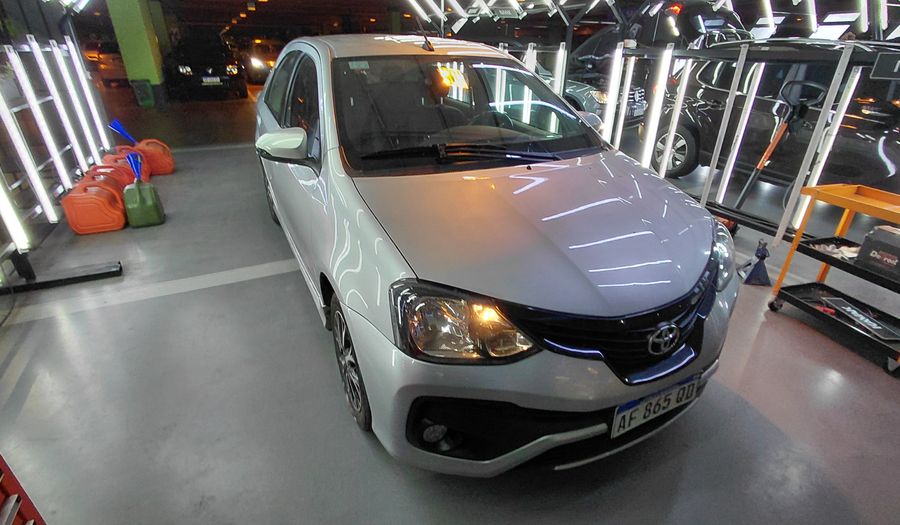 Toyota Etios 1.5 XLS PACK AUTO Sedan 2023