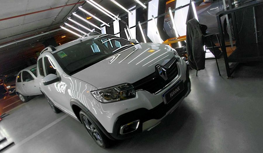 Renault Sandero Stepway 1.6 INTENS Hatchback 2022