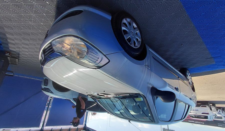 Renault Symbol 1.6 AUTHENTIQUE PACK II Sedan 2012
