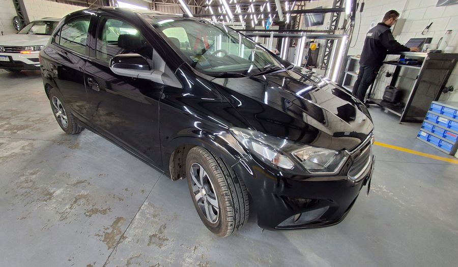 Chevrolet Onix 1.4 LTZ AT Hatchback 2017