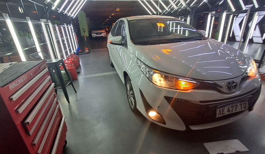 Toyota Yaris 1.5 XLS PACK CVT Sedan 2020