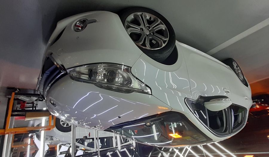 Peugeot 208 1.6 FELINE PACK CUIR Hatchback 2015