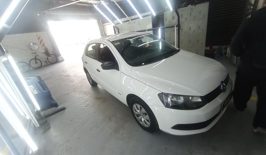 Volkswagen Gol Trend 1.6 HIGHLINE Hatchback 2015