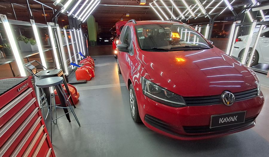 Volkswagen Suran 1.6 COMFORTLINE Wagon 2015