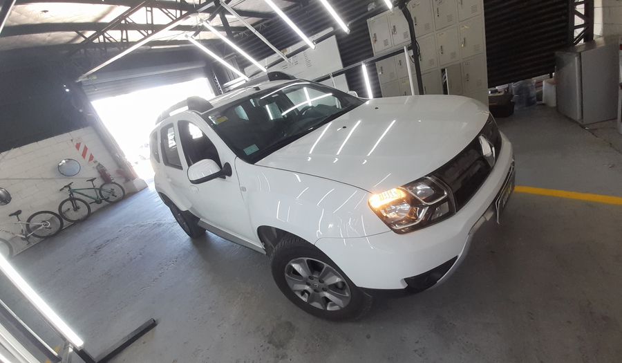 Renault Duster 2.0 PRIVILEGE 4WD Suv 2017