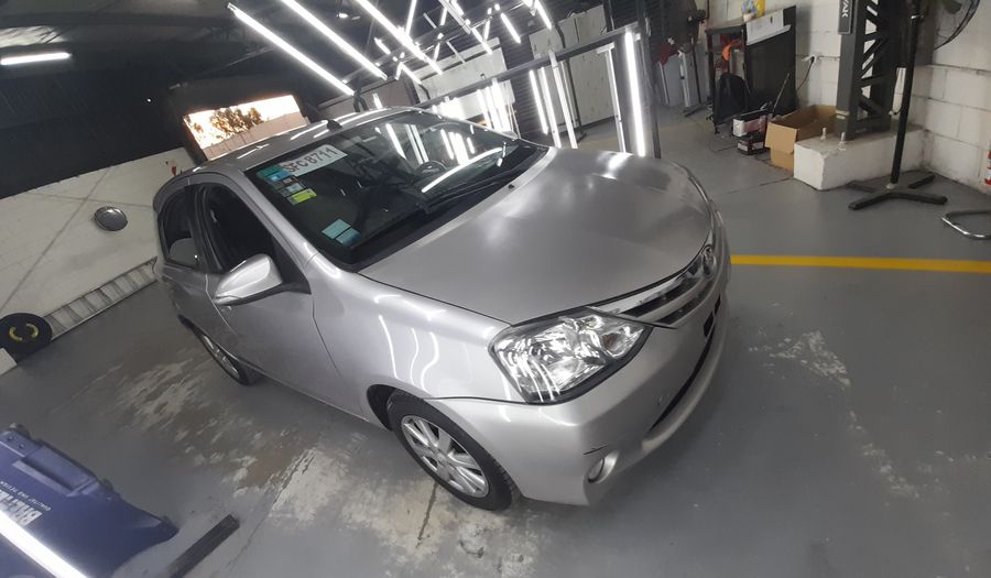 Toyota Etios 1.5 XLS AT 2016 Hatchback