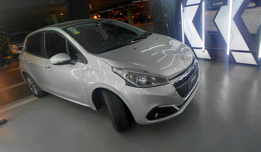 Peugeot 208 1.6 ALLURE Hatchback 2017