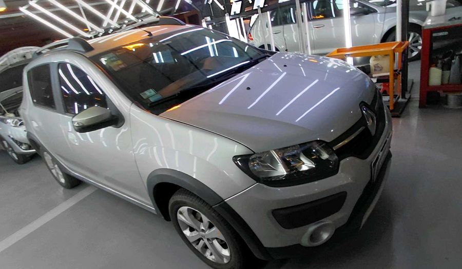 Renault Sandero Stepway 1.6 STEPWAY PRIVILEGE PH2 Hatchback 2016