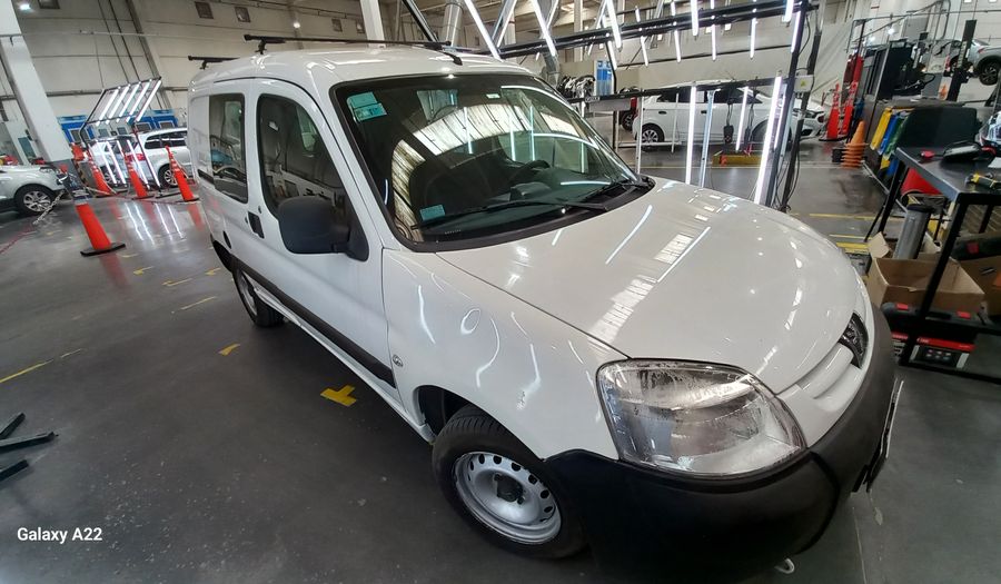 Peugeot Partner 1.6 HDI 92 FURGON CONFORT Van 2018