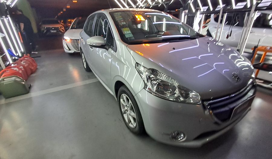 Peugeot 208 1.5 ALLURE TOUCHSCREEN Hatchback 2015