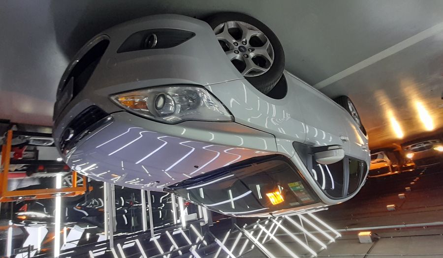 Ford Focus Ii 2.0 GHIA AUTO Hatchback 2013