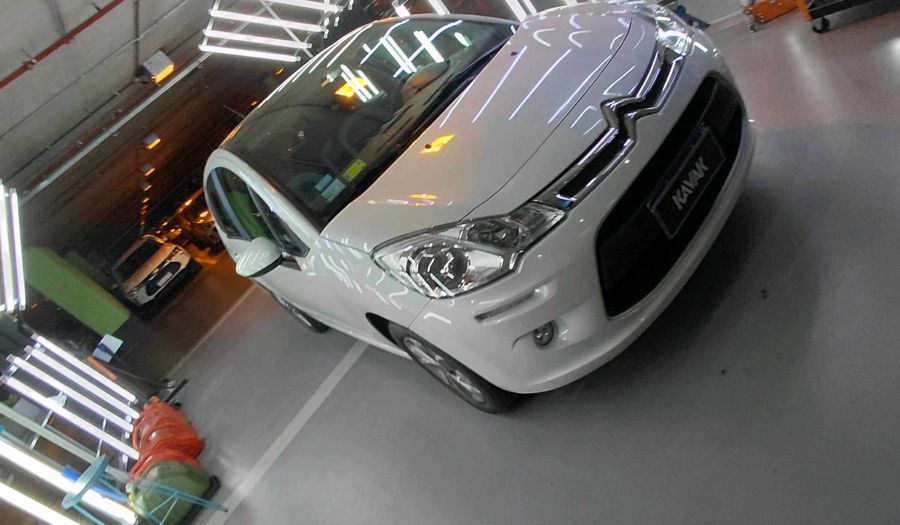 Citroen C3 1.6 FEEL AT Hatchback 2017