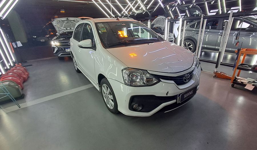 Toyota Etios 1.5 XLS AT Hatchback 2018