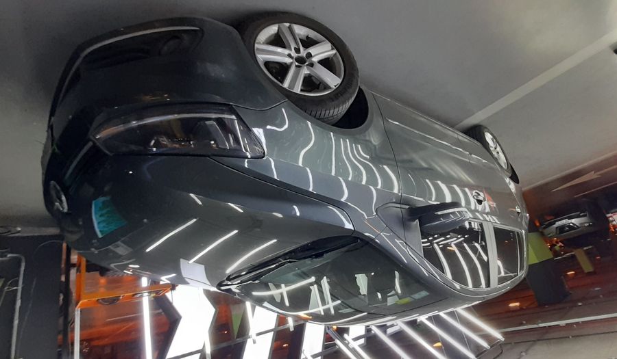 Volkswagen Fox 1.6 TRENDLINE Hatchback 2015