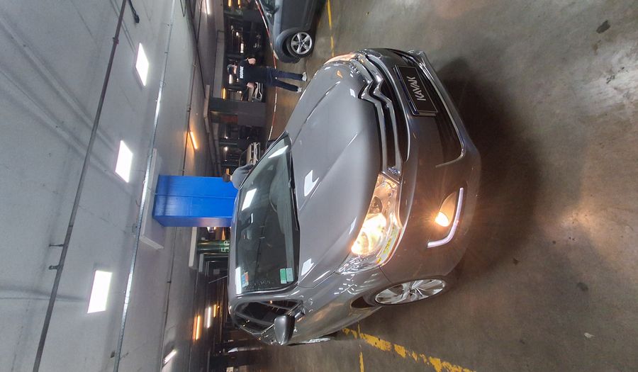 Citroen C4 Lounge 1.6 HDI FEEL PACK Sedan 2017
