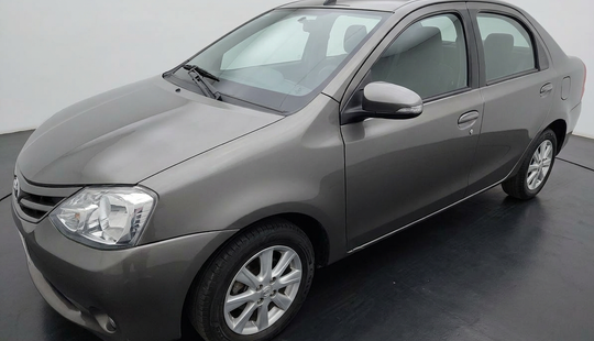 Toyota • Etios