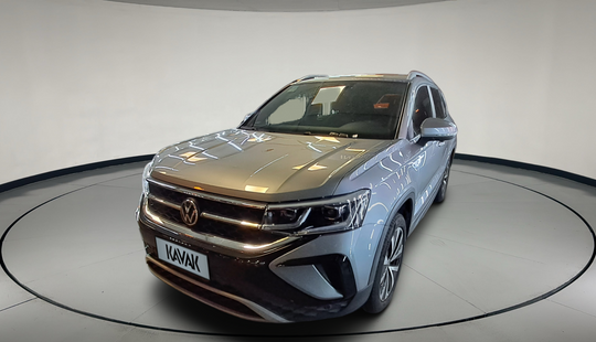 Volkswagen • Taos