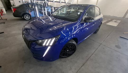 Peugeot • 208