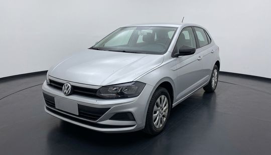 Volkswagen • Polo