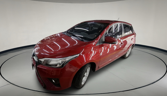 Toyota • Yaris