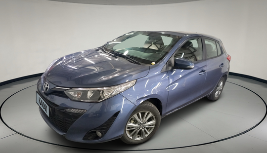 Toyota • Yaris