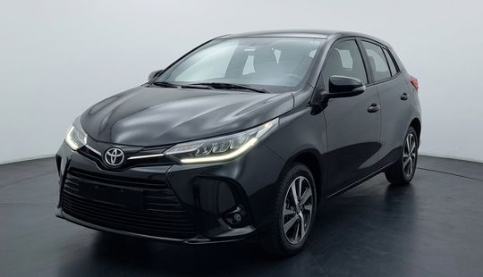 Toyota • Yaris