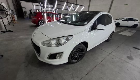 Peugeot • 308