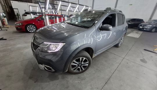 Renault • Sandero Stepway