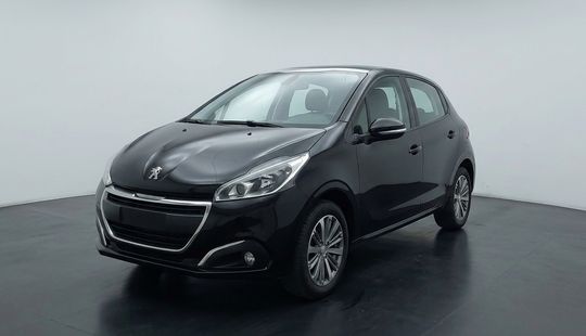 Peugeot • 208