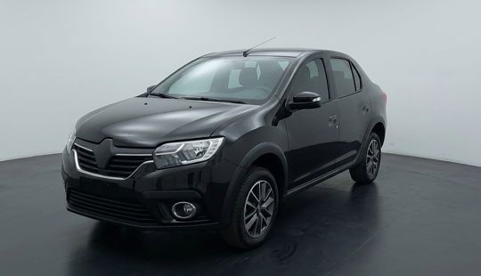 Renault • Logan