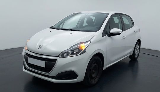 Peugeot • 208