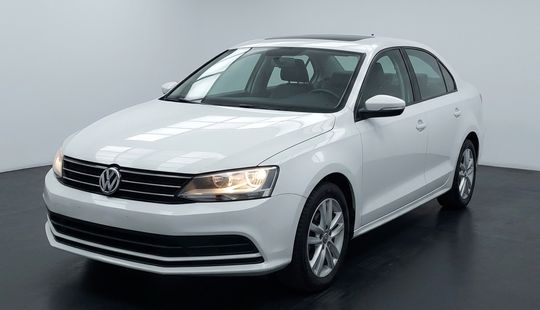 Volkswagen • Vento