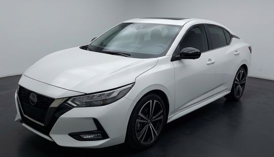 Nissan • Sentra