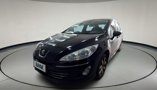 Peugeot • 408