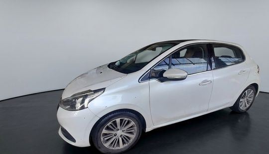 Peugeot • 208
