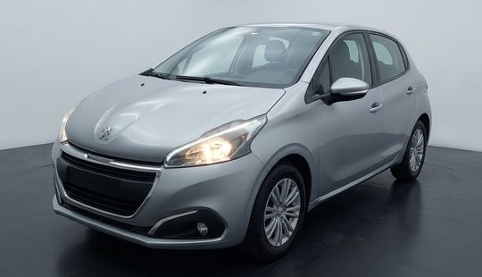 Peugeot • 208