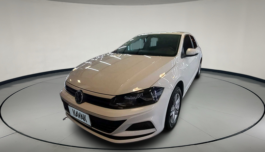 Volkswagen • Polo