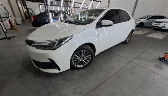 Toyota • Corolla